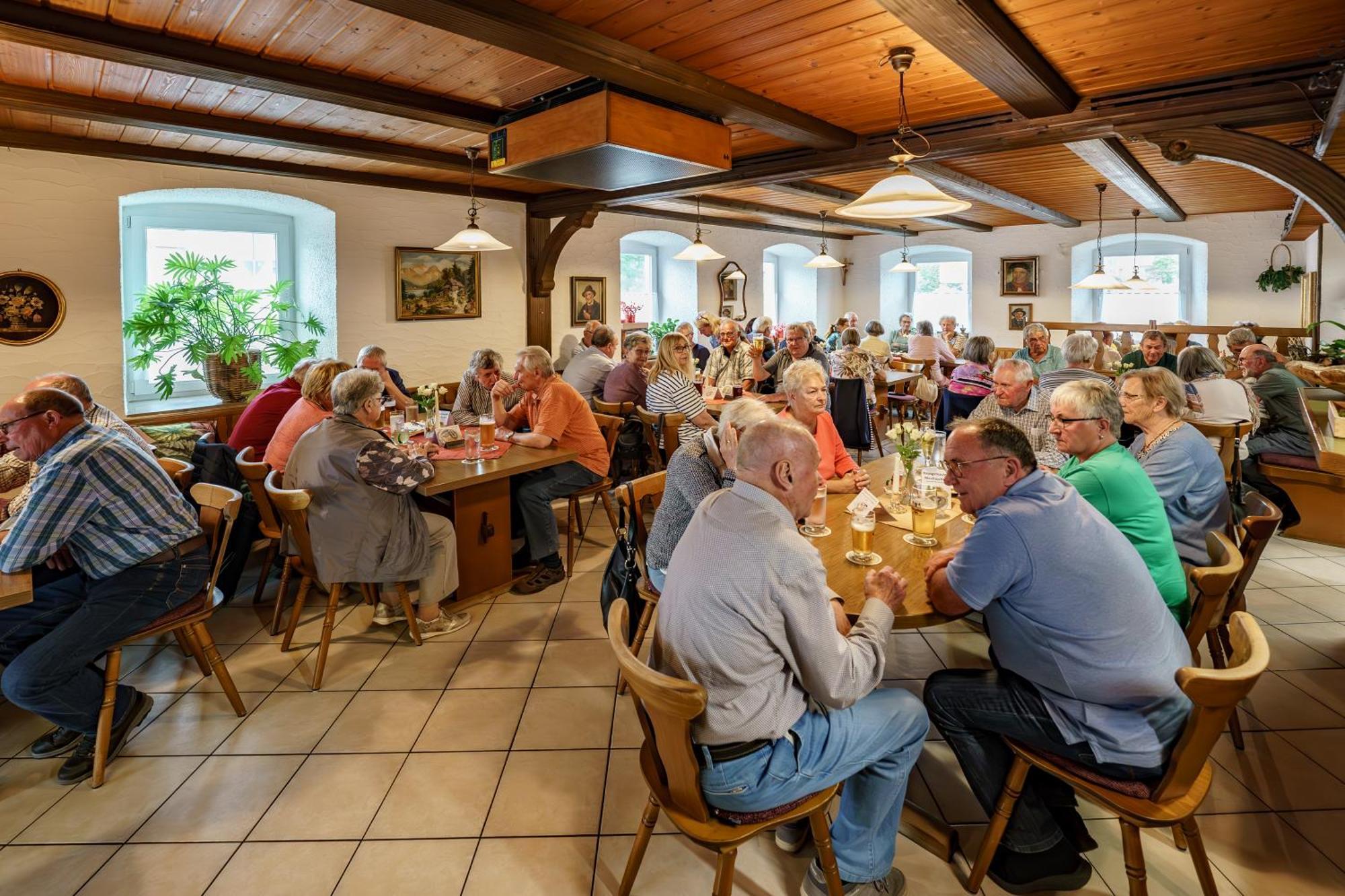 Landgasthof Ochsen Neresheim Bagian luar foto